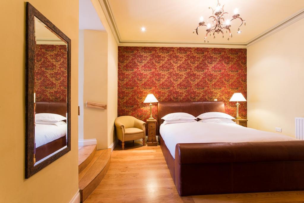 Moss Grove Organic Hotel Грасмиър Стая снимка